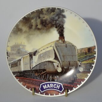 Vlaky 12 měsíců v roce -12 ks porcelánové talíře - 4