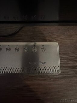 LG Smart TV a LG Soundbar - 4