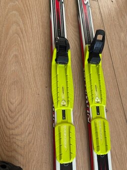 Běžecký set, lyže Salomon 141, hůlky, boty - 4