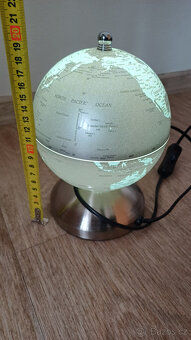 Lampička globus - 4