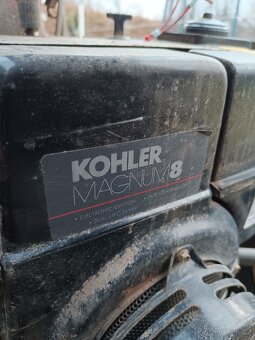 Zahradní vysavač s motorem Kohler o výkonu 8 koní. - 4