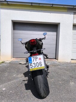 Triumph Street Triple 765 RS - 4