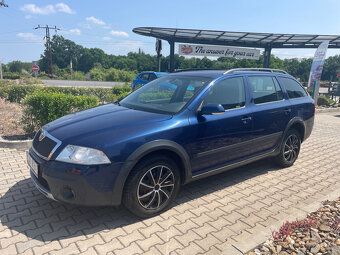 Škoda Octavia 2.0 FSI SCOUT 4x4 - 4