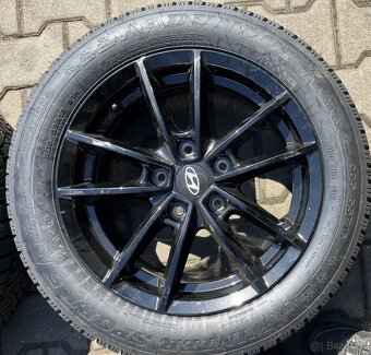 HYUNDAI i30 ix20 6,5Jx16 5x114,3 ET50 pneu 205/55/17 - 4