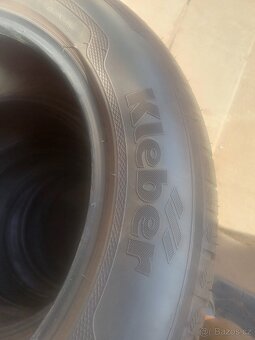 KLEBER 225/55R17 - 4