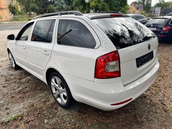 ŠKODA OCTAVIA 2 COMBI 1.4 TSI 90kW ELEGANCE - 4
