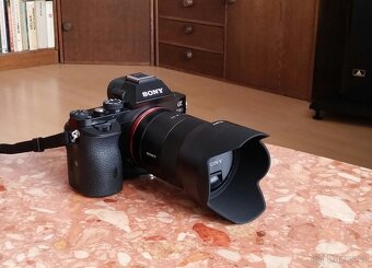 Sony Alpha 7 tělo a Zeiss 1,8/55mm - 4