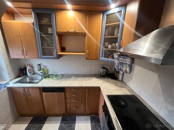 Kuchyňská linka + spotřebiče - 4