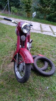Jawa 250 - 4
