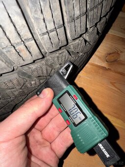 225/35 r19 zimní pneu - 4