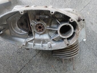 ČZ 175/502 motor - 4