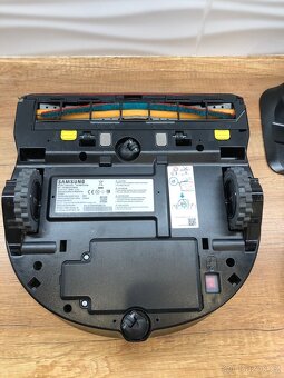 Robotický vysavač Samsung VR10M701CUW/GE - 4