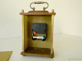 Hodiny na baterii (malý monočlánek) - 4