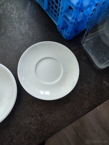 Podšálky, šálky, dózy na cukr - 4