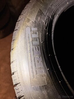 Pirelli ICE ZERO FR 235/60 R18 - 4