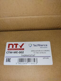 Vodní pumpa + termostat Chrysler Pt Cruiser 2,2CRD - 4