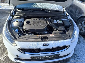 KIA CEED 1,6 CRDI 70 000 KM - 4