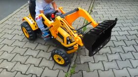 Nový elektrický traktor - velká kola - 4