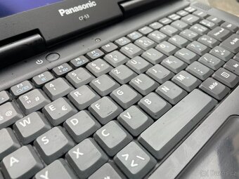 odolný, vojenský notebook PANASONIC CF-53 - 17h baterie - 4
