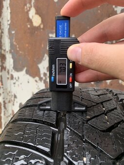 2ks 225/40/19 Pirelli/2022/93H/zimní pneu 7m - 4