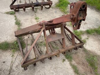Vidle, kleště, drapák UNHZ-750 a DH-112 - 4