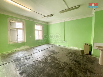 Pronájem obchod a služby, 28 m², Sokolov, ul. Staré náměstí - 4