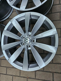 ALU kola disky VW 5x112 R19 Passat CC Lugano ET41 - 4
