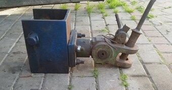 Zetor 6945 díly - 4