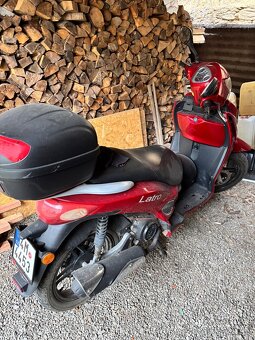 Skůtr 125ccm - 4