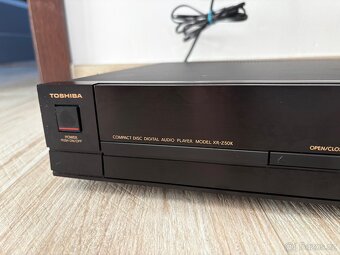 CD přehrávač Toshiba XR-Z50K vintage - 4