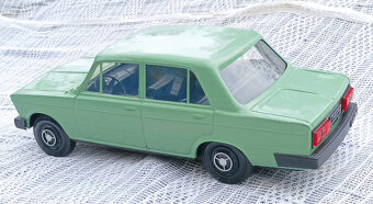 Rusky model Vaz Lada Ziguli 1500 CCCP SSSR osmdesata leta - 4