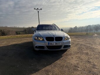 BMW e91 330XD LCI M-paket - 4