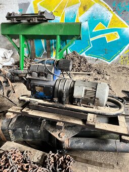 Soustruh, sloupová vrtačka - 4