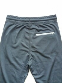 Chlapecké tepláky. - 4