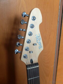 Bach stratocaster - 4