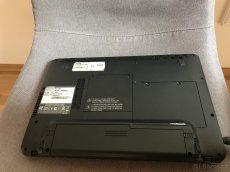 Notebook Toshiba Satellite T130-10G - 4