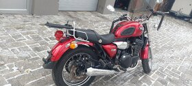 Triumph Legend - 4