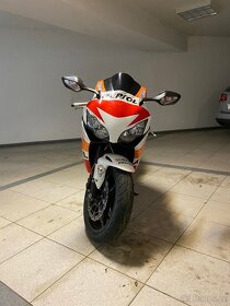 Honda CBR 1000RR 2009 repsol - 4