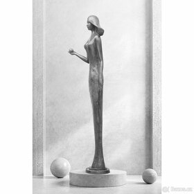 Dívka s jablkem, cínová socha, limitovaná edice, umění, kov - 4