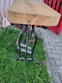 Stolek ze šicího stroje - 4