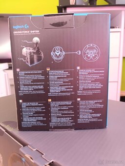 Logitech G923 herní volant + řadící páka - 4