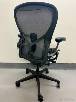 Kancelářská židle Herman Miller Aeron vel. B, záruka - 4