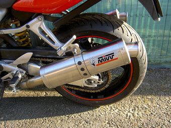 Honda VTR1000F - 4