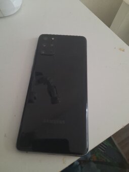 Samsung S20+ - 4