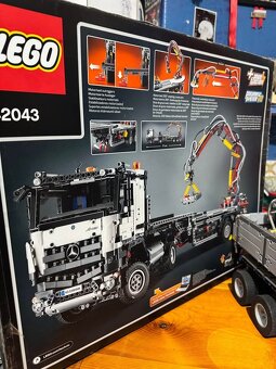 Lego Mercedes 42043 - 4