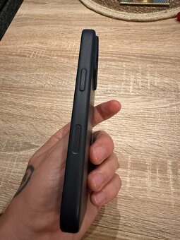Apple iPhone 16 Pro Kryt - 4