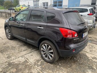 Nissan Qashqai 2,0 benzin,r.v.2010,automat - 4