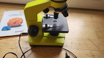 Mikroskop Levenhuk Rainbow 2L Lime - zelený - 4