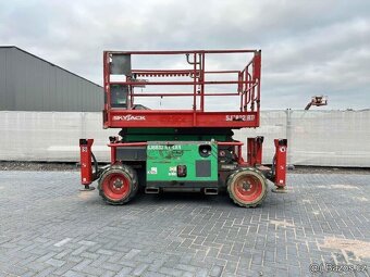 TERÉNNÍ NŮŽKOVÁ PLOŠINA SKYJACK SJ 6832 RT - 4