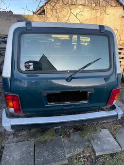 Lada Niva na díly - 4